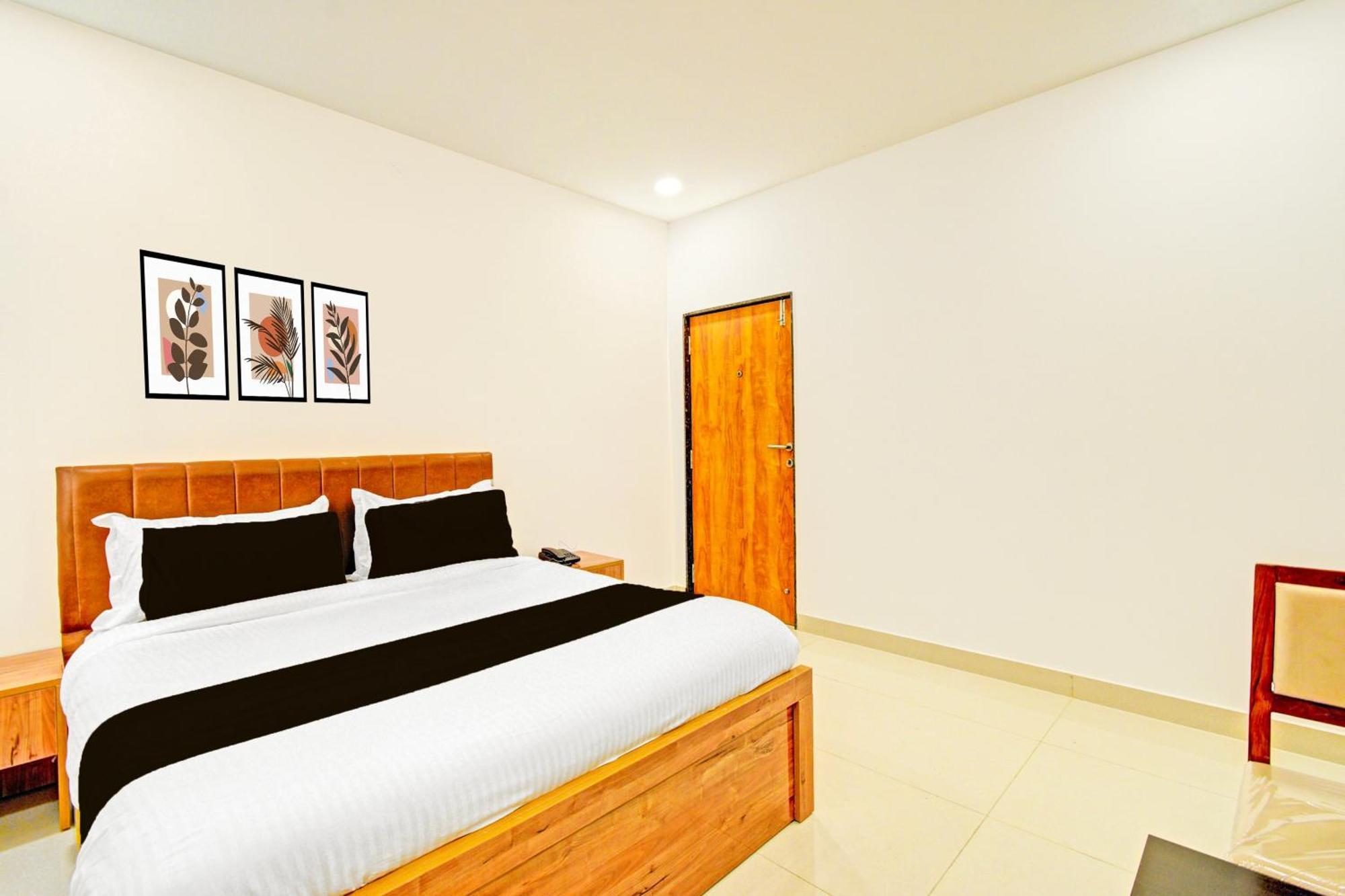 Super Townhouse Oak Suchitra Kompally Road Formerly Sun Moon Hotels Trimulgherry Экстерьер фото