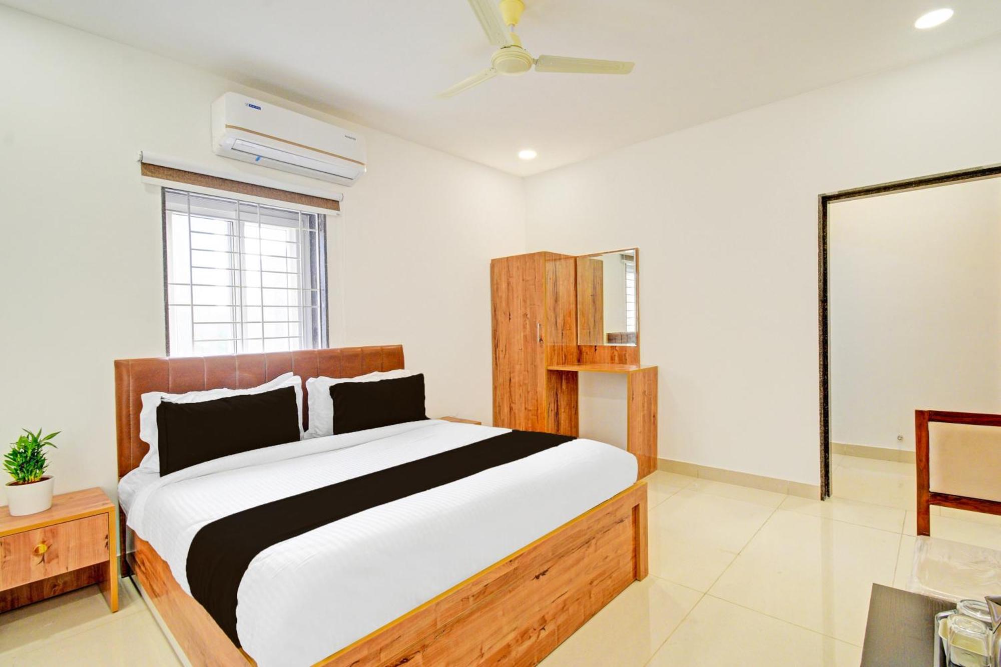 Super Townhouse Oak Suchitra Kompally Road Formerly Sun Moon Hotels Trimulgherry Экстерьер фото