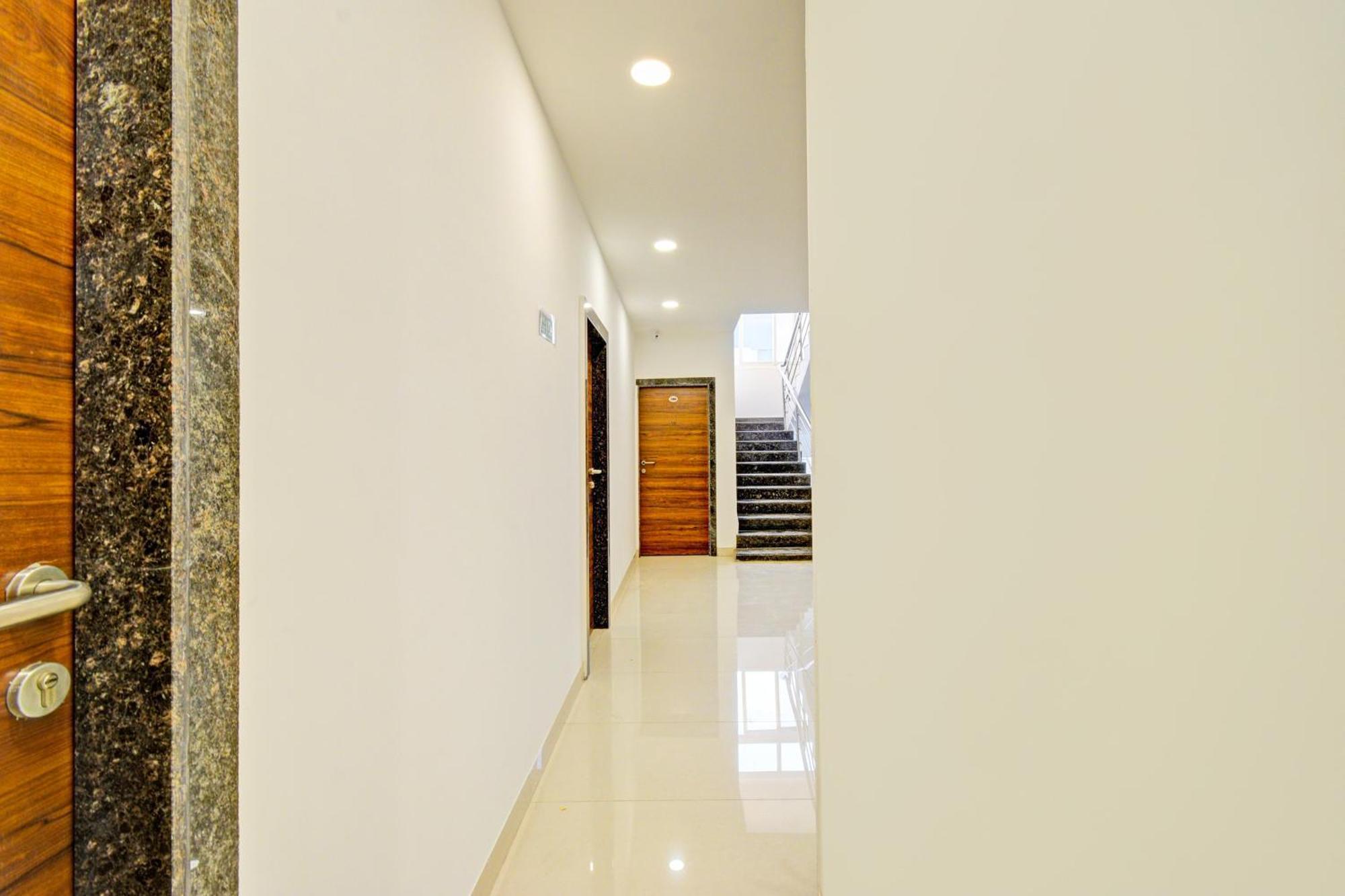 Super Townhouse Oak Suchitra Kompally Road Formerly Sun Moon Hotels Trimulgherry Экстерьер фото
