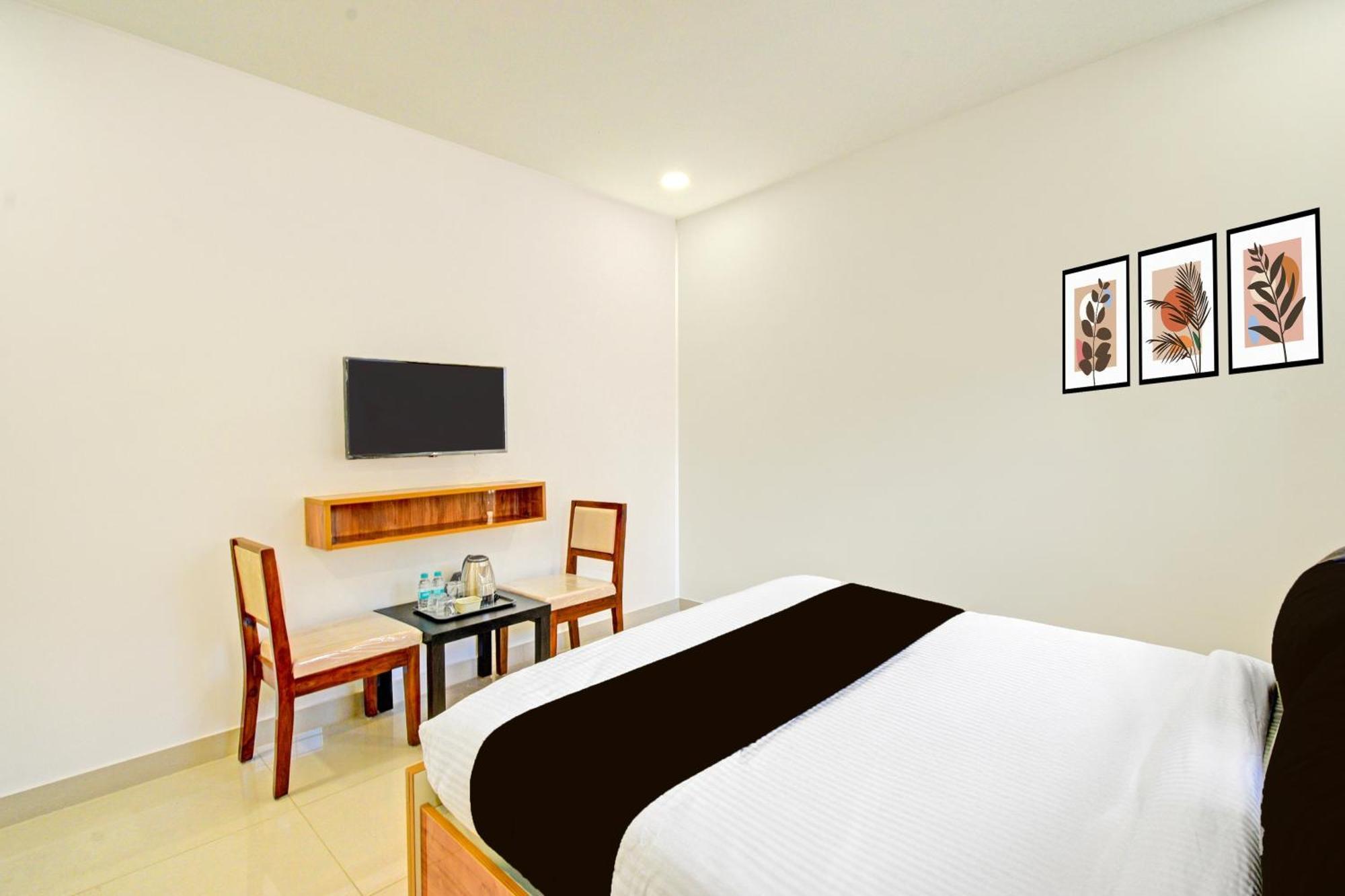 Super Townhouse Oak Suchitra Kompally Road Formerly Sun Moon Hotels Trimulgherry Экстерьер фото